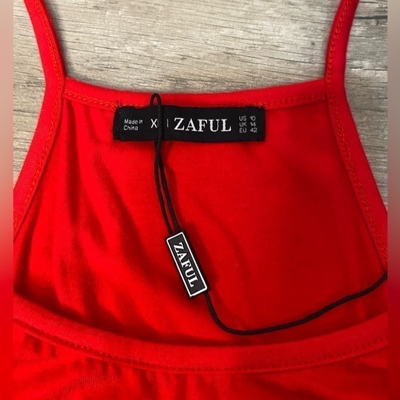Zanful red 1/2 tank top w/Skeleton hands XL - Picture 3 of 4